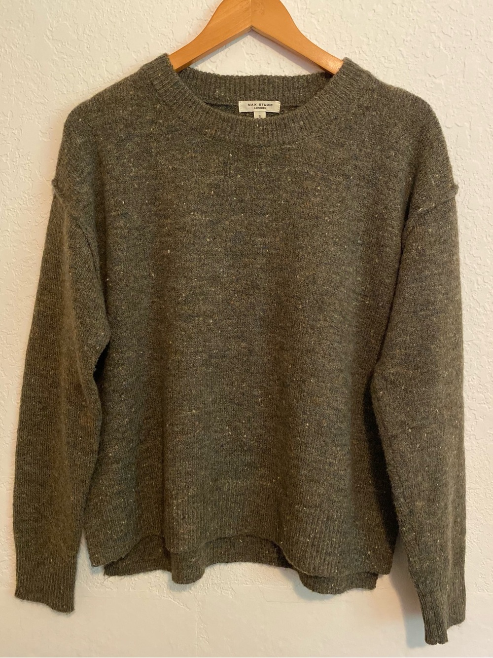 Max Studio London Olive Green Textured Crewneck Sweater Women’s S